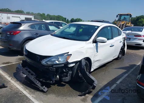 2017 Nissan Sentra S z USA, uszkodzony, nr VIN 3N1AB7AP4HY397011